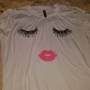 Shirt sleeve lips shirt